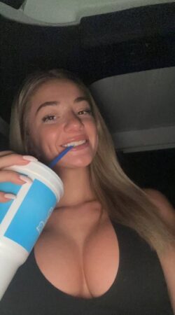 Sabrina Juliana a Sua Companhia Para Momentos Inesquecíveis