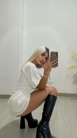 Descubra a Magia de Amanda Raquel em Sua Vida